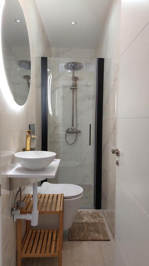 New Boho Home With Balcony, Private Garden And Communal Pool Нерха Экстерьер фото